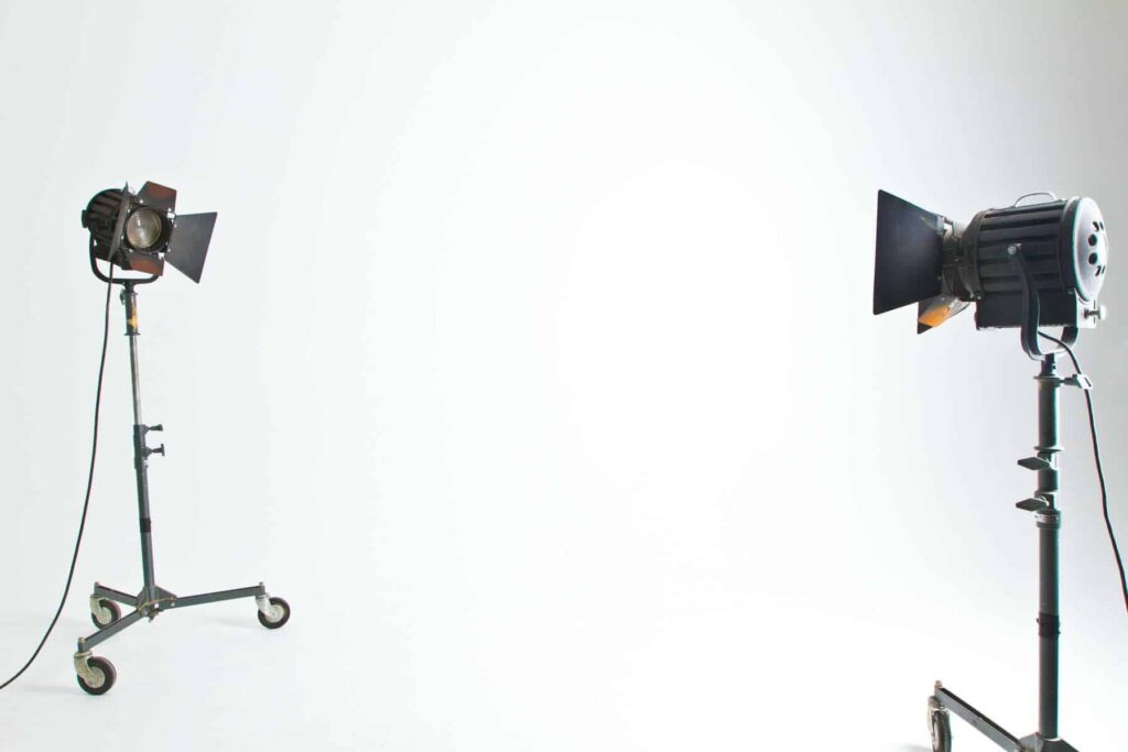 Studio Lighting Pexels Tyler Hendy 53265 Min 1024x683